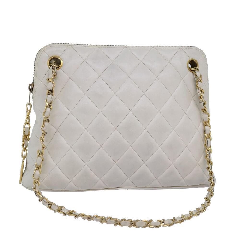 CHANEL Matelasse Chain Shoulder Bag Leather White CC